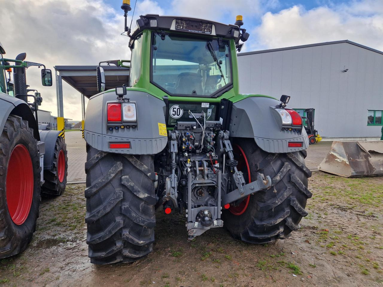 Fendt 828 Vario S4 Profi Plus - Farm tractor: picture 3 Fendt 828 Vario S4 Profi Plus - Farm tractor: picture 3