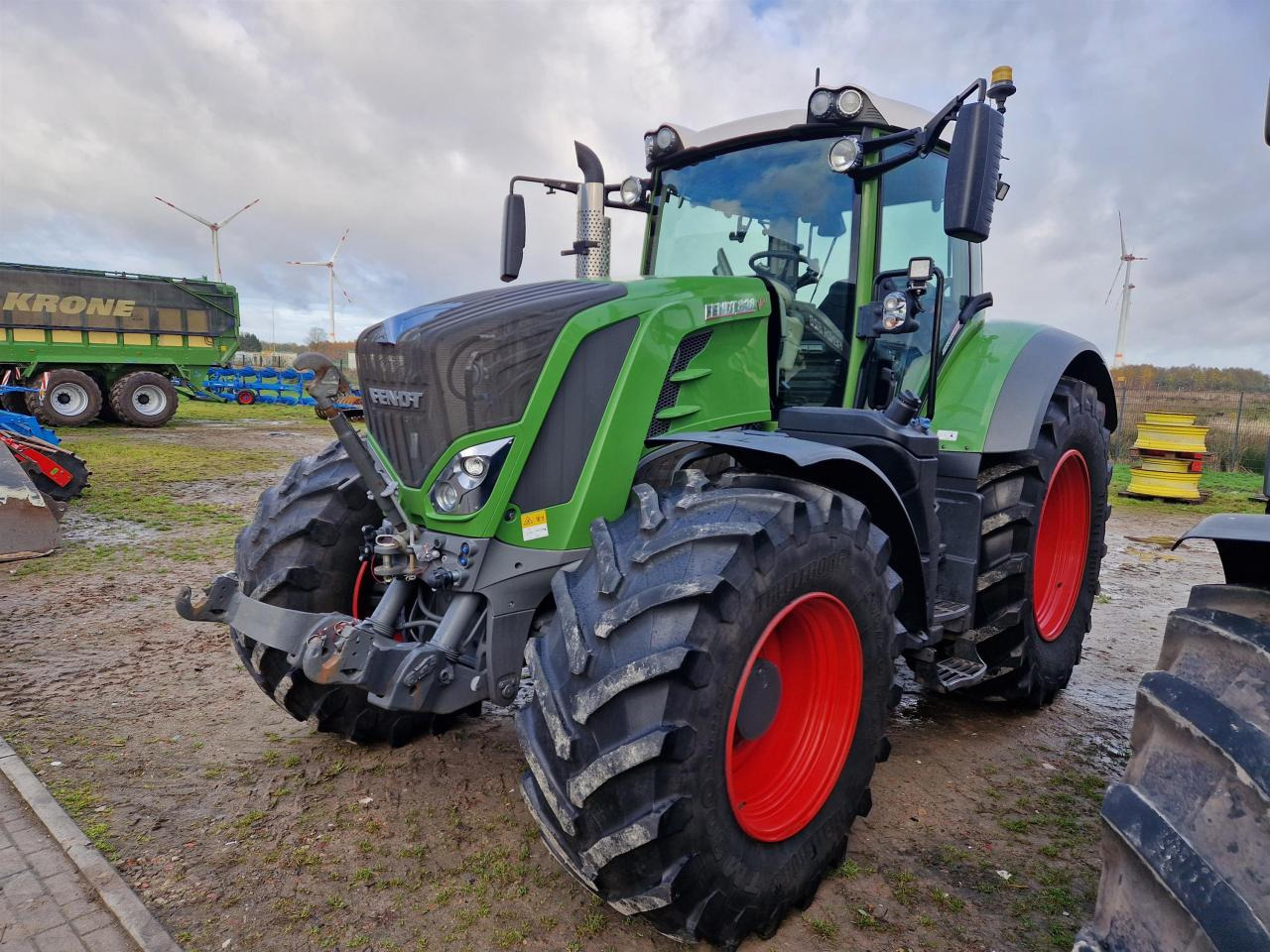 Fendt 828 Vario S4 Profi Plus - Farm tractor: picture 2 Fendt 828 Vario S4 Profi Plus - Farm tractor: picture 2