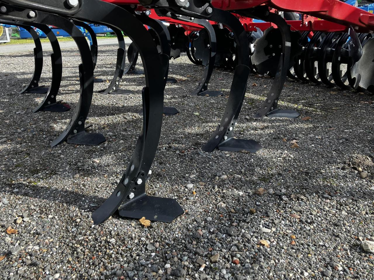 Horsch Terrano 4 FX - Cultivator: picture 3 Horsch Terrano 4 FX - Cultivator: picture 3