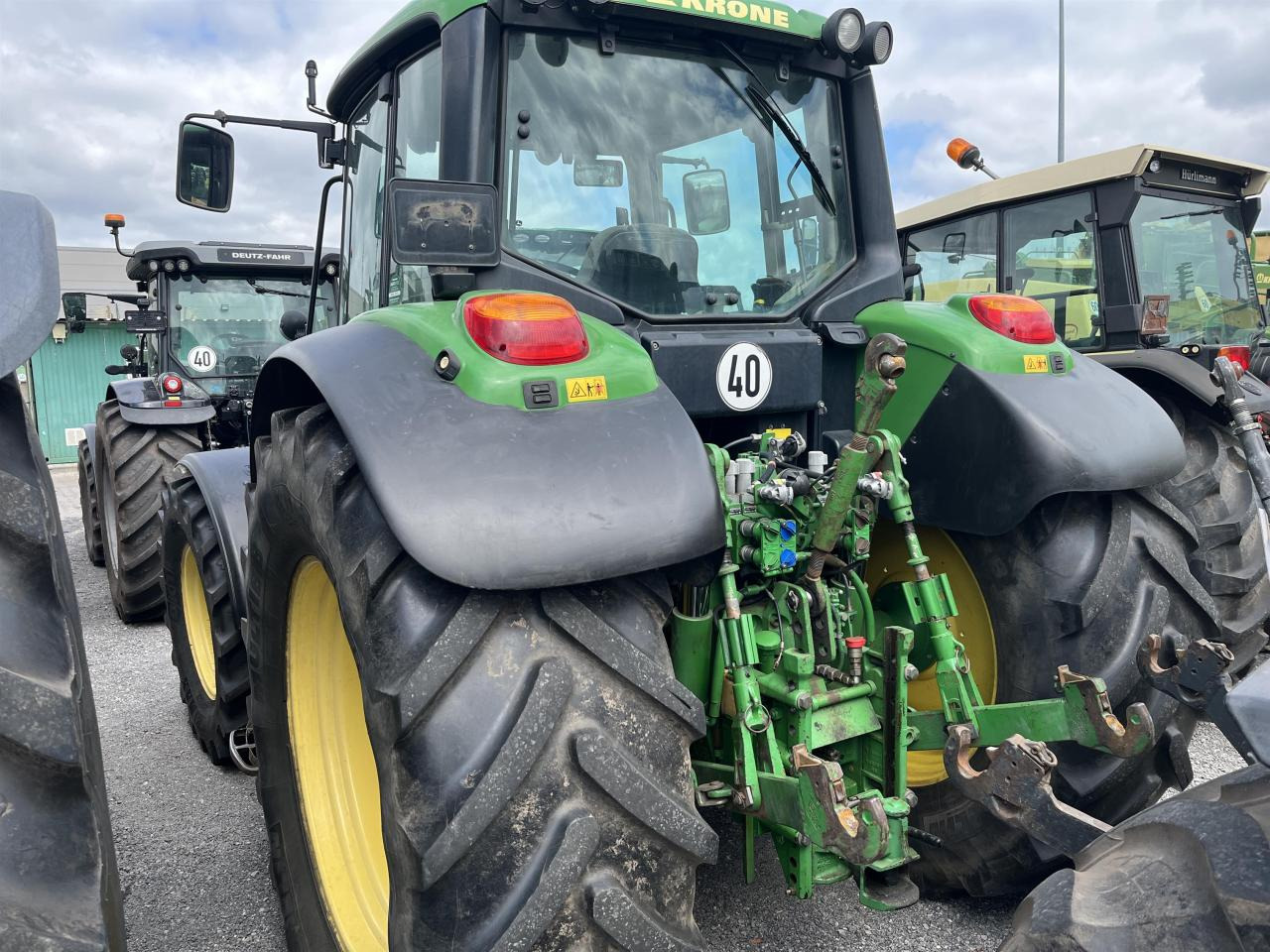 John Deere 6630 Standard Plus - Farm tractor: picture 2 John Deere 6630 Standard Plus - Farm tractor: picture 2