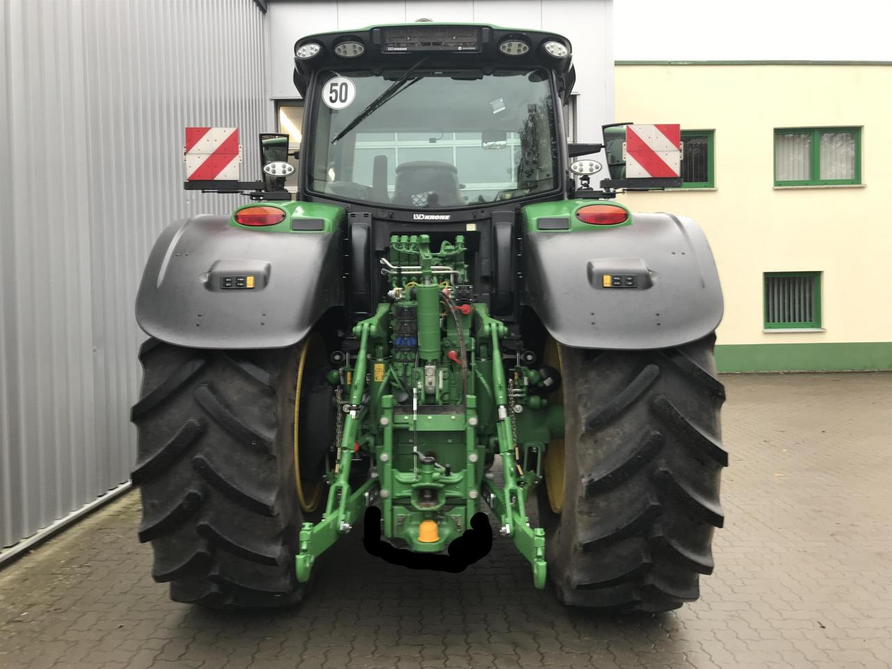 John Deere 6R 175 - Farm tractor: picture 5 John Deere 6R 175 - Farm tractor: picture 5