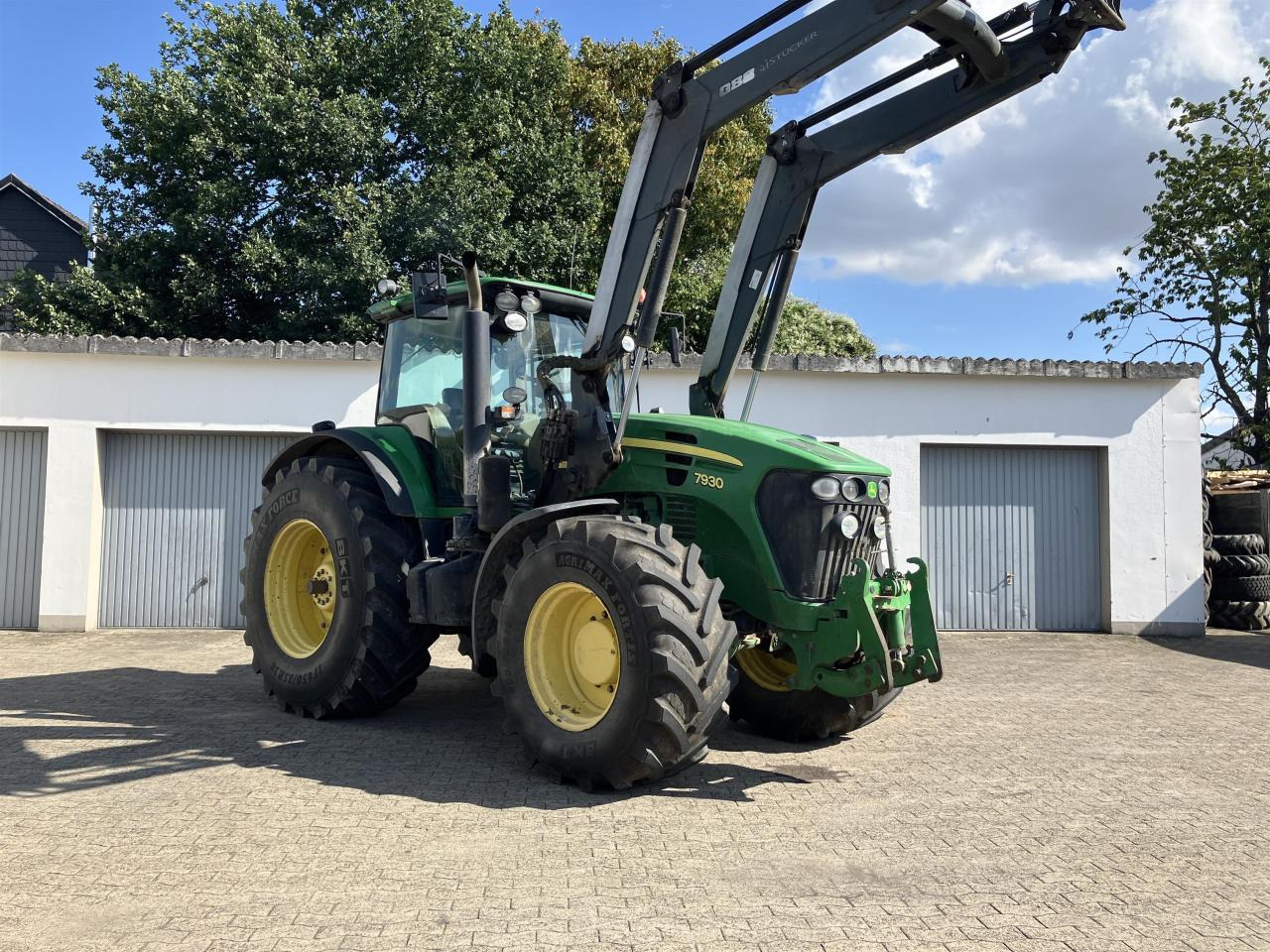 John Deere 7930 - Farm tractor: picture 2 John Deere 7930 - Farm tractor: picture 2