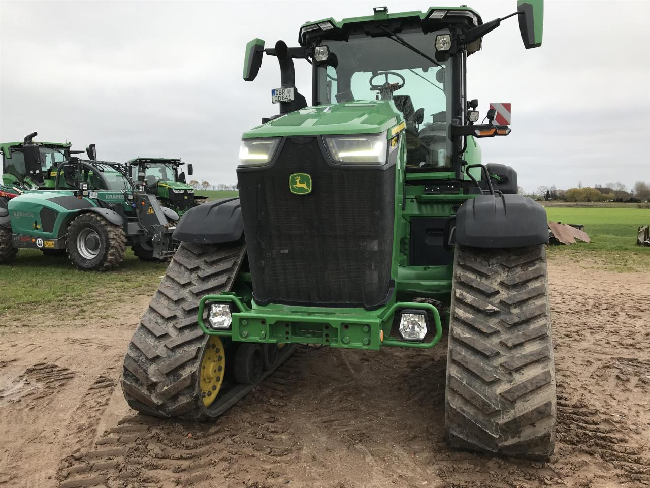 John Deere 8RX 410 - Farm tractor: picture 3 John Deere 8RX 410 - Farm tractor: picture 3