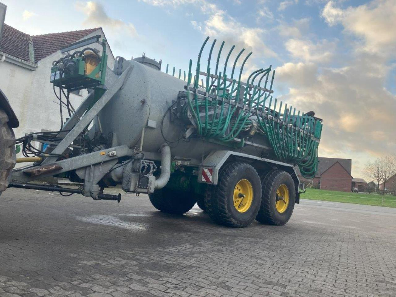 Meyer-Lohne PW 18000 T - Fertilizing equipment: picture 1 Meyer-Lohne PW 18000 T - Fertilizing equipment: picture 1