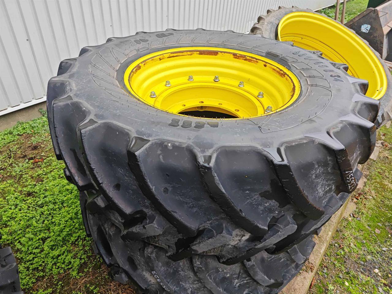 Mitas 600/65R34 - Tire for Agricultural machinery: picture 4 Mitas 600/65R34 - Tire for Agricultural machinery: picture 4
