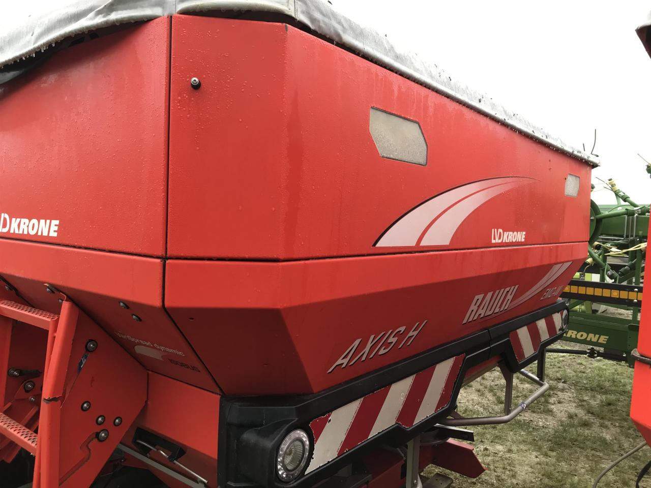 Rauch Axis-H50.2 EMC+W - Fertilizer spreader: picture 4 Rauch Axis-H50.2 EMC+W - Fertilizer spreader: picture 4
