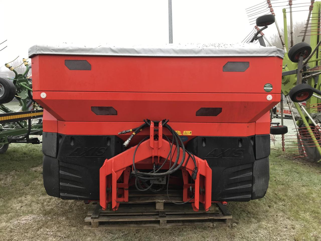 Rauch Axis-H50.2 EMC+W - Fertilizer spreader: picture 1 Rauch Axis-H50.2 EMC+W - Fertilizer spreader: picture 1