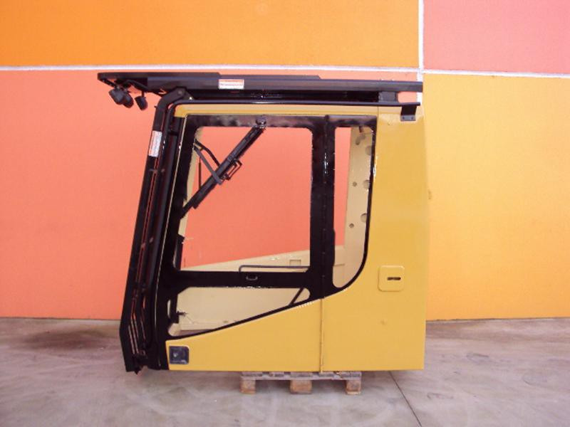Cab CATERPILLAR 385B 155-1166 - Cab for Construction machinery: picture 4 Cab CATERPILLAR 385B 155-1166 - Cab for Construction machinery: picture 4