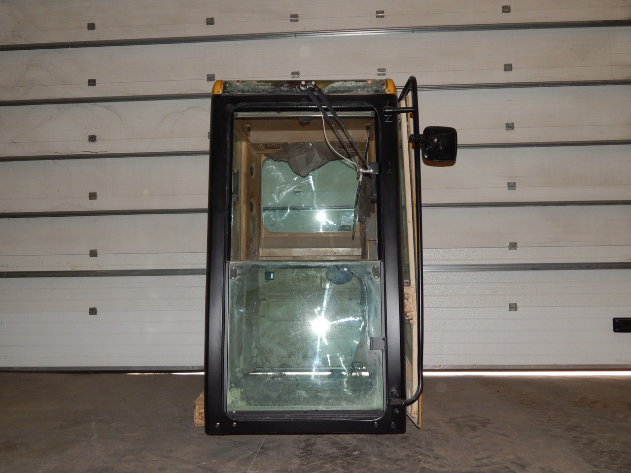 Cab ROPS CATERPILLAR 365B - Cab for Construction machinery: picture 3 Cab ROPS CATERPILLAR 365B - Cab for Construction machinery: picture 3