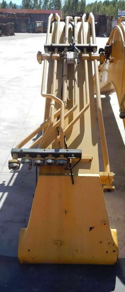 Komatsu PLUMA PARA Komatsu PW200-7 - Boom for Excavator: picture 1 Komatsu PLUMA PARA Komatsu PW200-7 - Boom for Excavator: picture 1