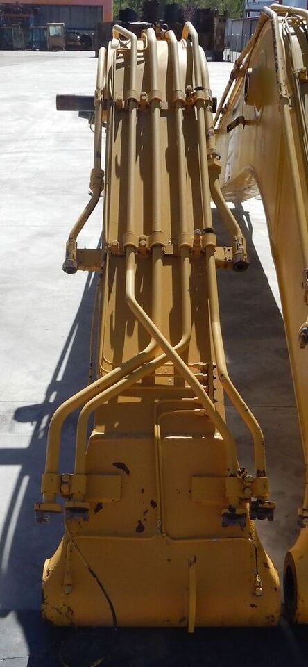 Komatsu PLUMA PC210-6. Komatsu PC210-6 - Boom for Excavator: picture 1 Komatsu PLUMA PC210-6. Komatsu PC210-6 - Boom for Excavator: picture 1