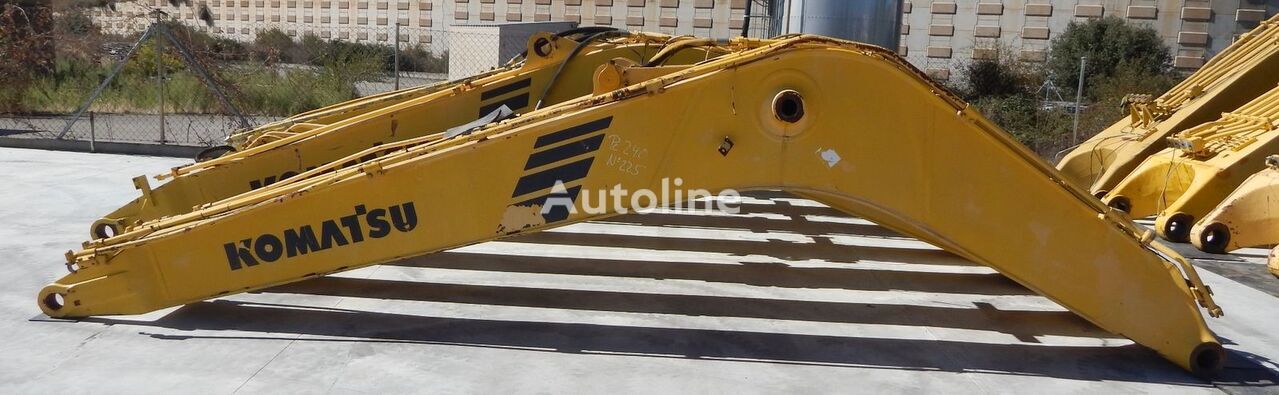 Komatsu PLUMA PC240-6 Komatsu PC240-6 - Boom for Excavator: picture 4 Komatsu PLUMA PC240-6 Komatsu PC240-6 - Boom for Excavator: picture 4
