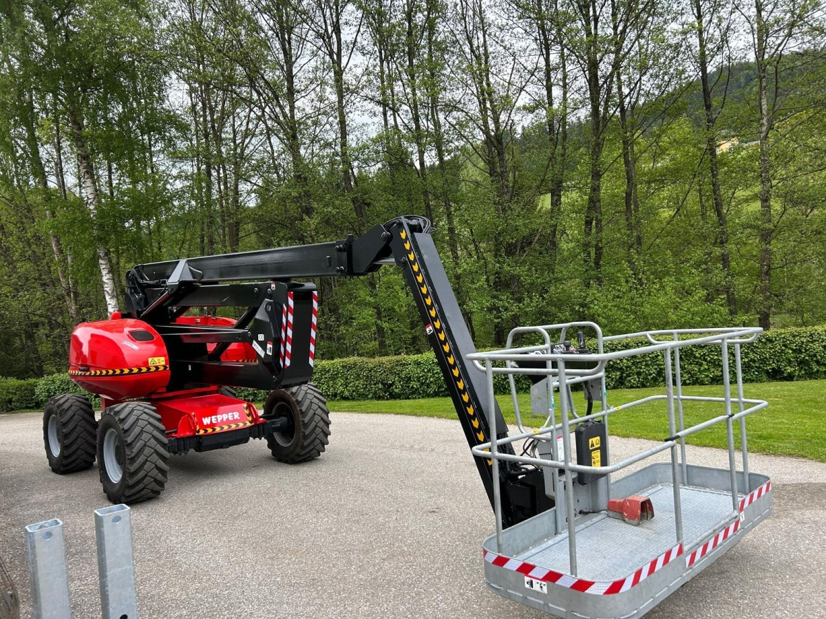 Manitou 200 ATJ Gelenkteleskoparbeitsbühne - Articulated boom lift: picture 2 Manitou 200 ATJ Gelenkteleskoparbeitsbühne - Articulated boom lift: picture 2