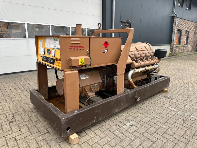 Alsthom V102 unelec 140 kVA generatorset ex Emergency Noodstroom Aggregaat - Generator set: picture 2 Alsthom V102 unelec 140 kVA generatorset ex Emergency Noodstroom Aggregaat - Generator set: picture 2