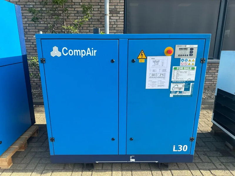Compair L30 Elektrische Schroefcompressor 30 kW 4.88 m3 / min 7.5 Bar - Air compressor: picture 1 Compair L30 Elektrische Schroefcompressor 30 kW 4.88 m3 / min 7.5 Bar - Air compressor: picture 1