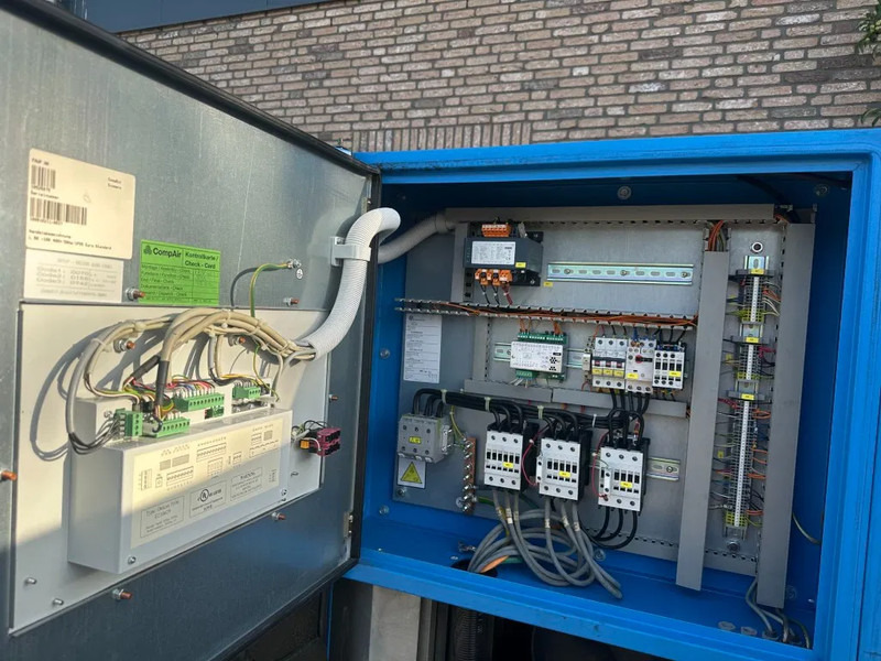 Air compressor Compair L50 - 10A 45 kW 7.55 m3 / min 10 Bar Elektrische Schroefcompressor: picture 12 Air compressor Compair L50 - 10A 45 kW 7.55 m3 / min 10 Bar Elektrische Schroefcompressor: picture 12