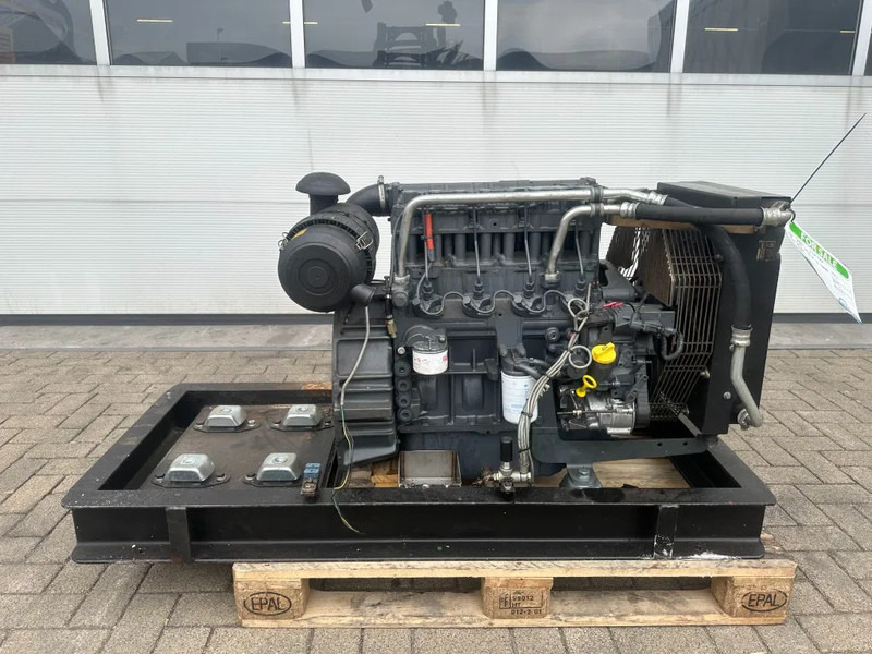 Engine for Material handling equipment Deutz F4M 2011 Diesel motor 30 kW 39 PK bij 1500 rpm as New !: picture 1