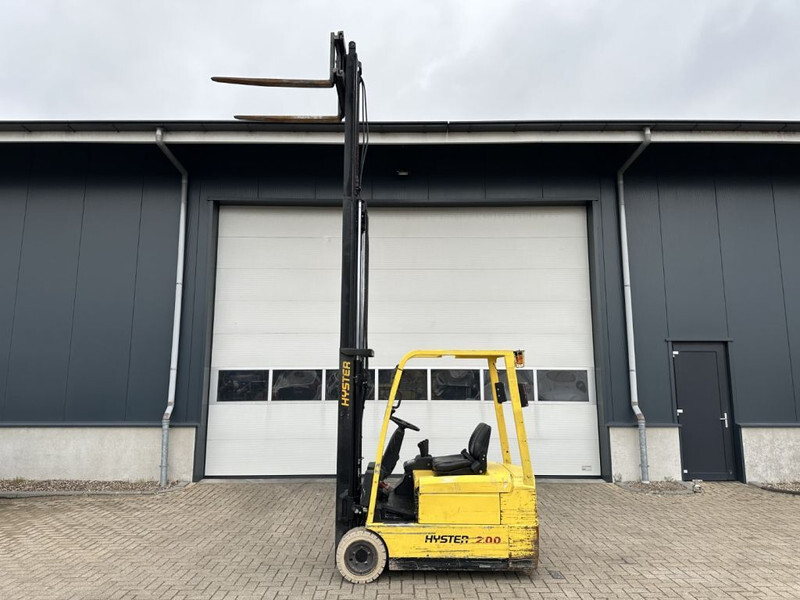 Hyster J2.00XMI 2 ton Triplex Freelift Sideshift Elektra Heftruck accu 2012 - Electric forklift: picture 2 Hyster J2.00XMI 2 ton Triplex Freelift Sideshift Elektra Heftruck accu 2012 - Electric forklift: picture 2