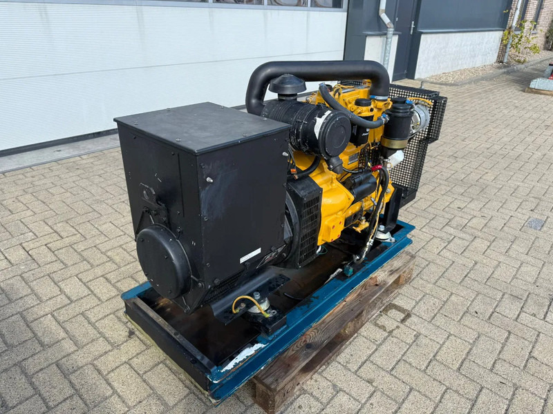 Generator set John Deere 4039 DF 008 Stamford 42.5 kVA generatorset: picture 6 Generator set John Deere 4039 DF 008 Stamford 42.5 kVA generatorset: picture 6