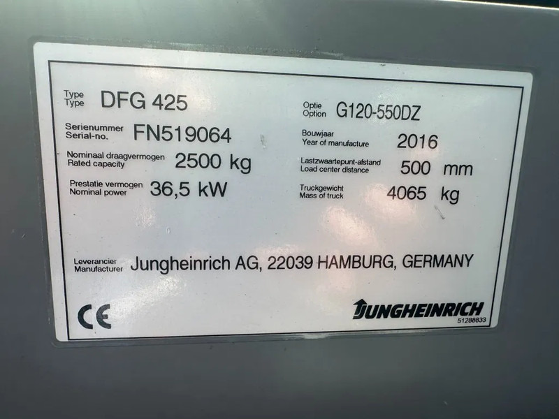 Jungheinrich DFG 425 Triplex Freelift Sideshift 2.5 ton Diesel Heftruck as New ! 675 hours ! - Diesel forklift: picture 4 Jungheinrich DFG 425 Triplex Freelift Sideshift 2.5 ton Diesel Heftruck as New ! 675 hours ! - Diesel forklift: picture 4