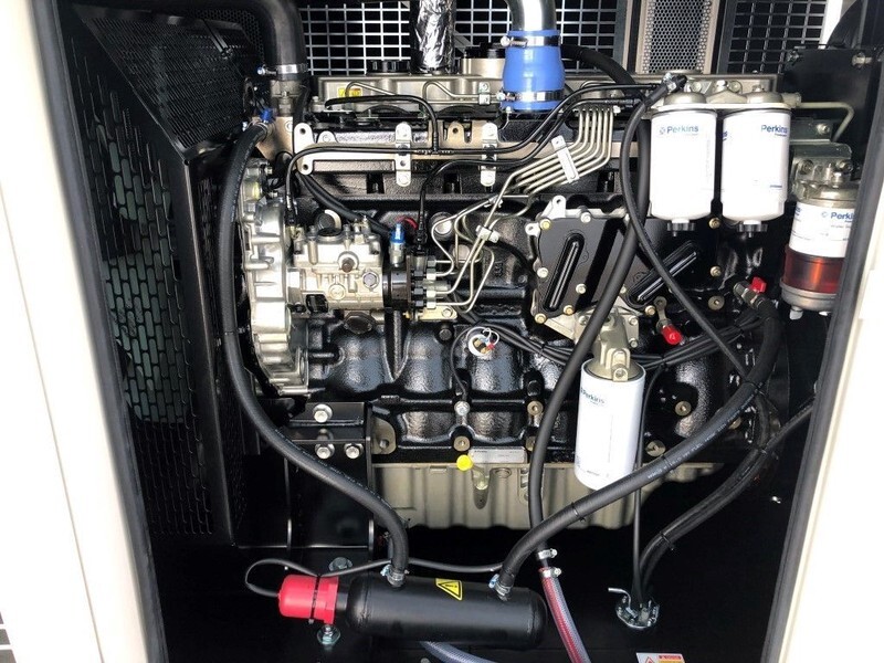 Perkins 165 kVA Supersilent generatorset - Generator set: picture 5 Perkins 165 kVA Supersilent generatorset - Generator set: picture 5