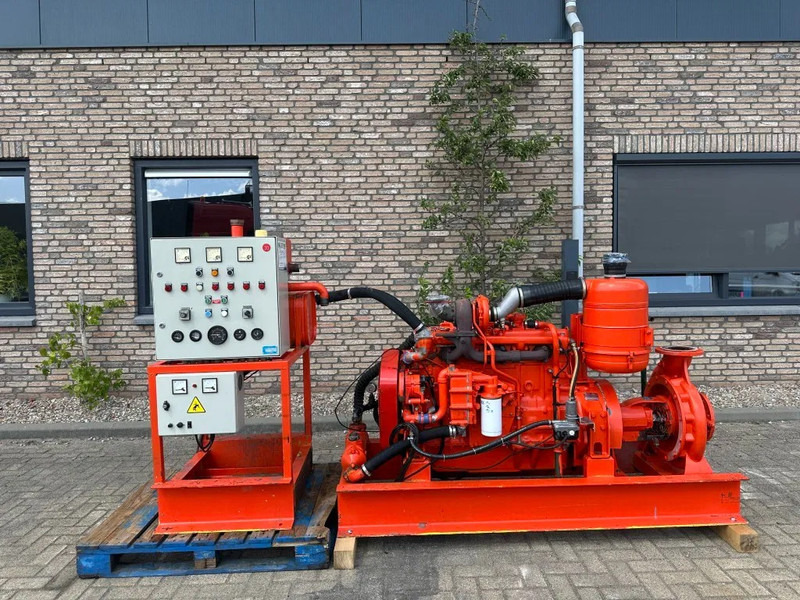 Pompes Chaud Froid KSB Waterpomp 378 m3 / h as new 104 hours ! - Water pump: picture 2 Pompes Chaud Froid KSB Waterpomp 378 m3 / h as new 104 hours ! - Water pump: picture 2