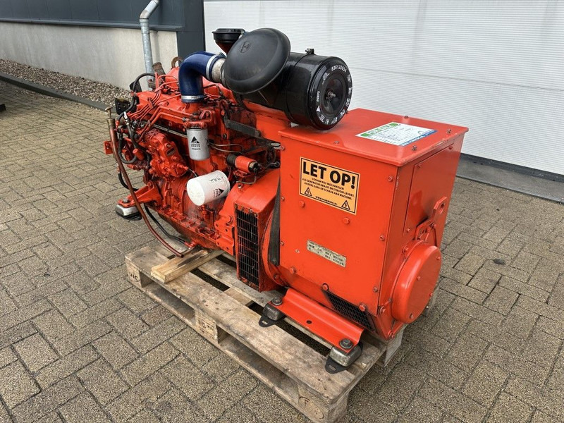 Sisu Valmet Stamford 42.5 kVA generatorset - Generator set: picture 3 Sisu Valmet Stamford 42.5 kVA generatorset - Generator set: picture 3