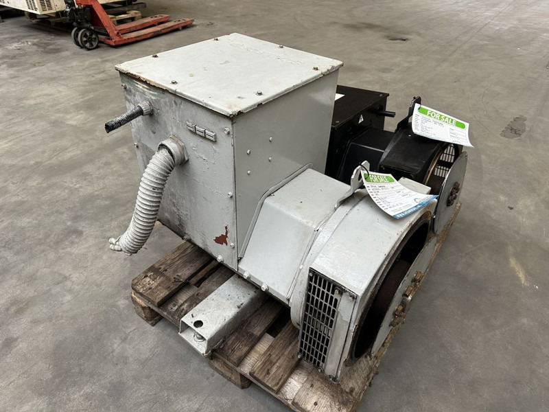 Stamford UCM224G13 Geneartordeel 62 kVA Alternator - Generator set: picture 4 Stamford UCM224G13 Geneartordeel 62 kVA Alternator - Generator set: picture 4