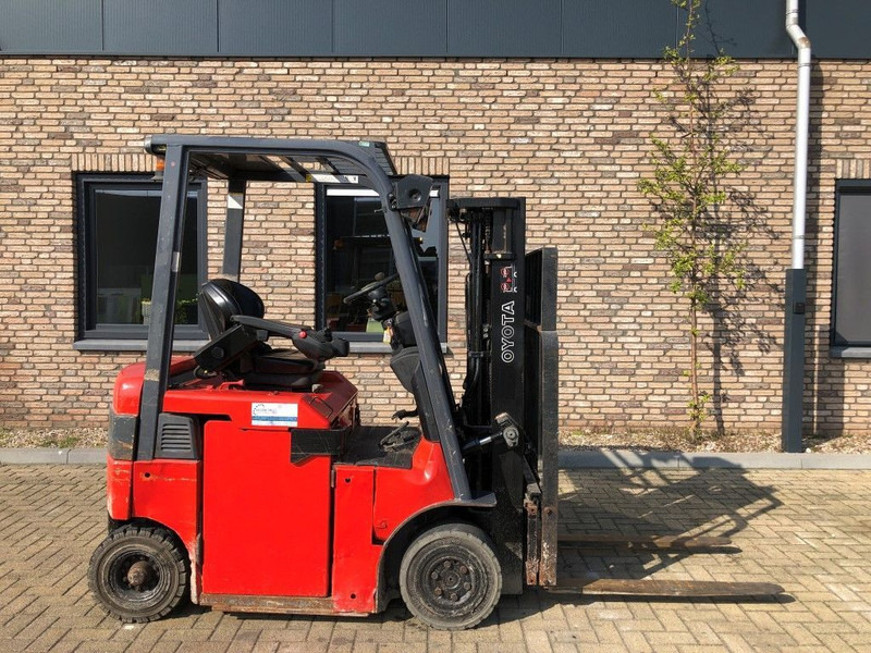 Electric forklift Toyota 1.6 ton Triplex Freelift Sideshift Elektra Heftruck: picture 6