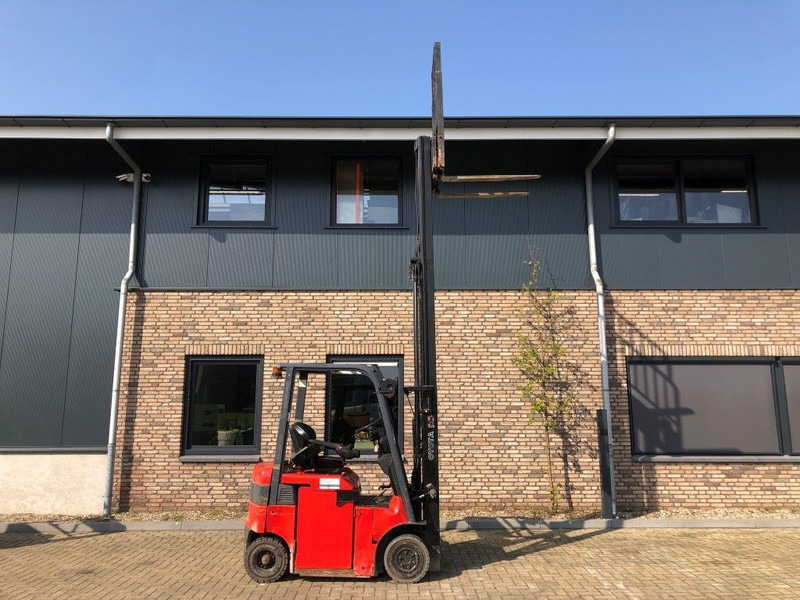 Electric forklift Toyota 1.6 ton Triplex Freelift Sideshift Elektra Heftruck: picture 10