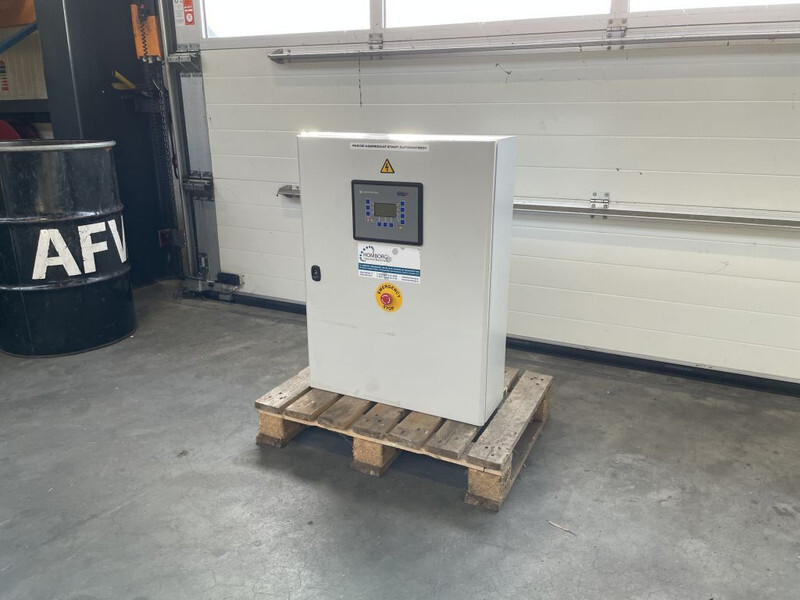 Woodward EasyGen 1000 Control Panel generatorset Besturingspaneel Woodward - Generator set: picture 2 Woodward EasyGen 1000 Control Panel generatorset Besturingspaneel Woodward - Generator set: picture 2