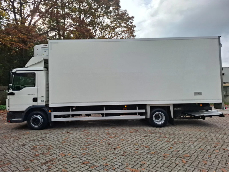 MAN TGL 12.250 Euro 6 - NL-Truck - Refrigerated truck: picture 3 MAN TGL 12.250 Euro 6 - NL-Truck - Refrigerated truck: picture 3