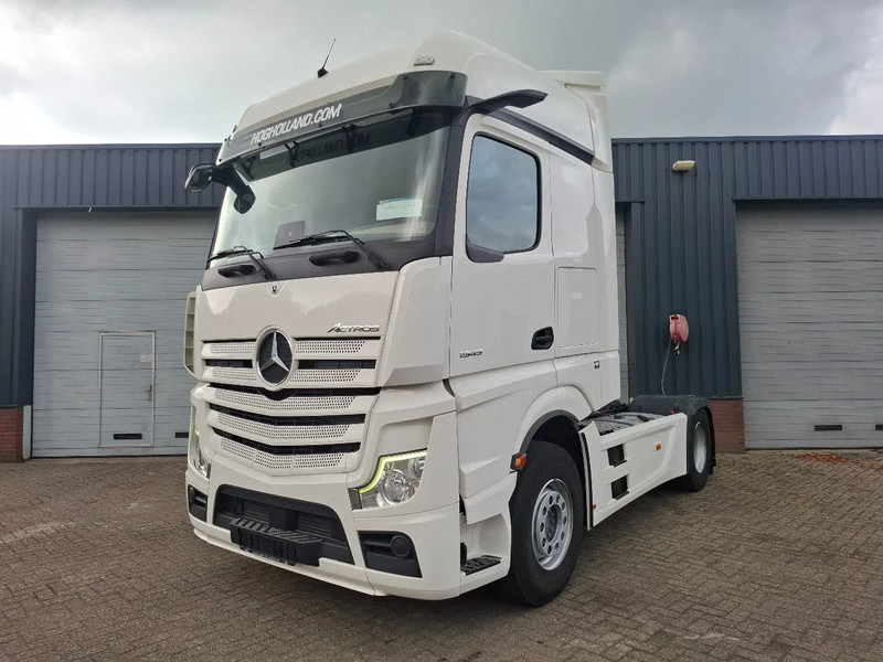 Mercedes-Benz Actros 1945 More PCS in stock - Tractor unit: picture 2 Mercedes-Benz Actros 1945 More PCS in stock - Tractor unit: picture 2