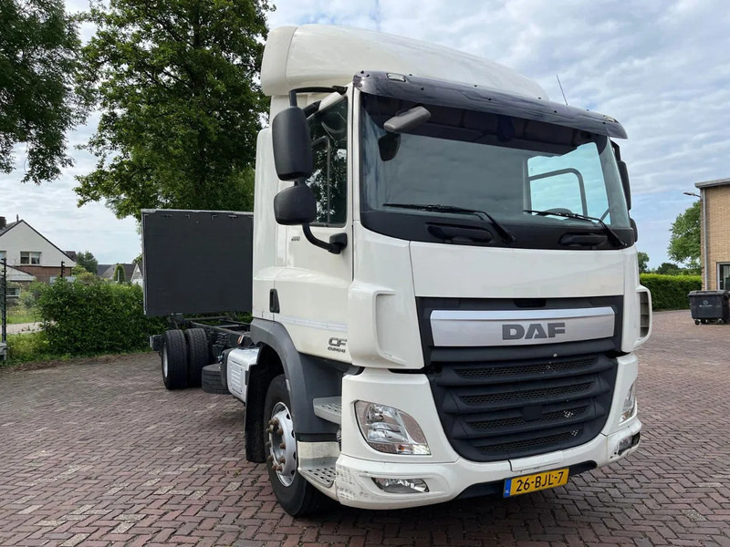 DAF CF 260 CF 260 FA CHASSIS CABINE EURO 6 - Cab chassis truck: picture 2 DAF CF 260 CF 260 FA CHASSIS CABINE EURO 6 - Cab chassis truck: picture 2