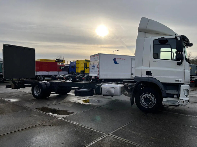 DAF CF 260 CF 260 FA CHASSIS CABINE EURO 6 - Cab chassis truck: picture 4 DAF CF 260 CF 260 FA CHASSIS CABINE EURO 6 - Cab chassis truck: picture 4
