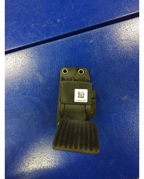 Mercedes-Benz gaspedaal actros / atego / axor 9603000004 - Pedal for Truck: picture 2 Mercedes-Benz gaspedaal actros / atego / axor 9603000004 - Pedal for Truck: picture 2