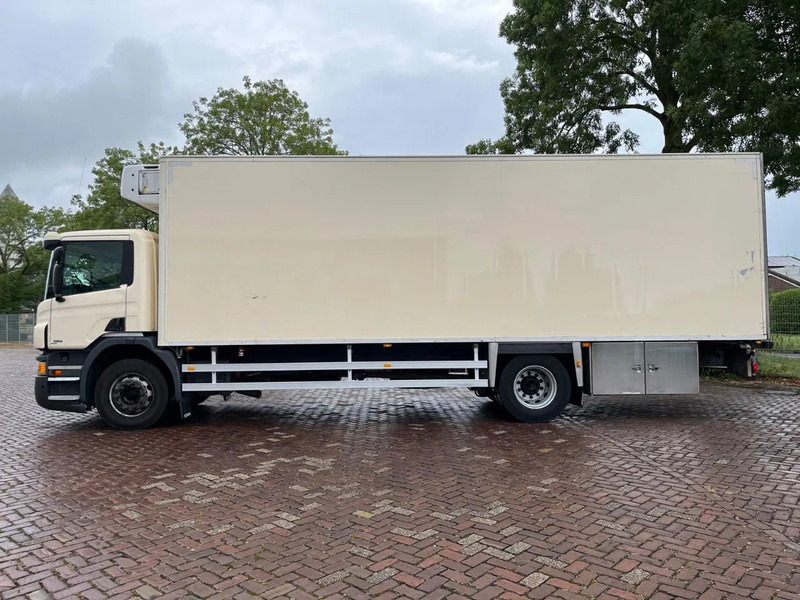 Scania P250 - Refrigerated truck: picture 4 Scania P250 - Refrigerated truck: picture 4