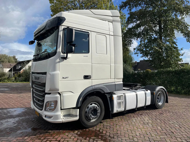 DAF XF 450 FT - Tractor unit: picture 1 DAF XF 450 FT - Tractor unit: picture 1