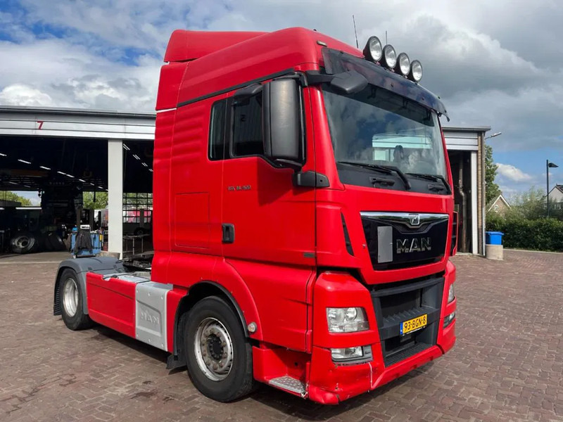 MAN TGX 18.400 EURO 6 - Tractor unit: picture 3 MAN TGX 18.400 EURO 6 - Tractor unit: picture 3