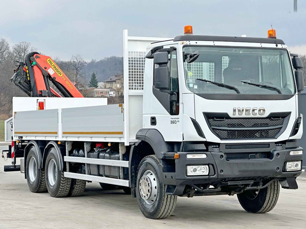 Iveco TRAKKER 360 * PRITSCHE 6,80* PK 16002 B+FUNK*6x4 - Crane truck, Dropside/ Flatbed truck: picture 3 Iveco TRAKKER 360 * PRITSCHE 6,80* PK 16002 B+FUNK*6x4 - Crane truck, Dropside/ Flatbed truck: picture 3