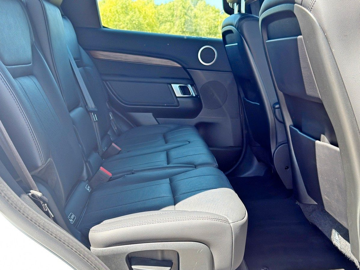 Leasing of Land Rover Discovery Land Rover Discovery: picture 18 Leasing of Land Rover Discovery Land Rover Discovery: picture 18