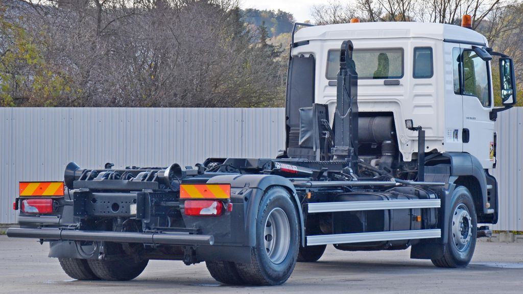 MAN TGS 18.320 Abrollkipper * Top Zustand! MAN TGS 18.320 Abrollkipper * Top Zustand! - Hook lift truck: picture 5 MAN TGS 18.320 Abrollkipper * Top Zustand! MAN TGS 18.320 Abrollkipper * Top Zustand! - Hook lift truck: picture 5