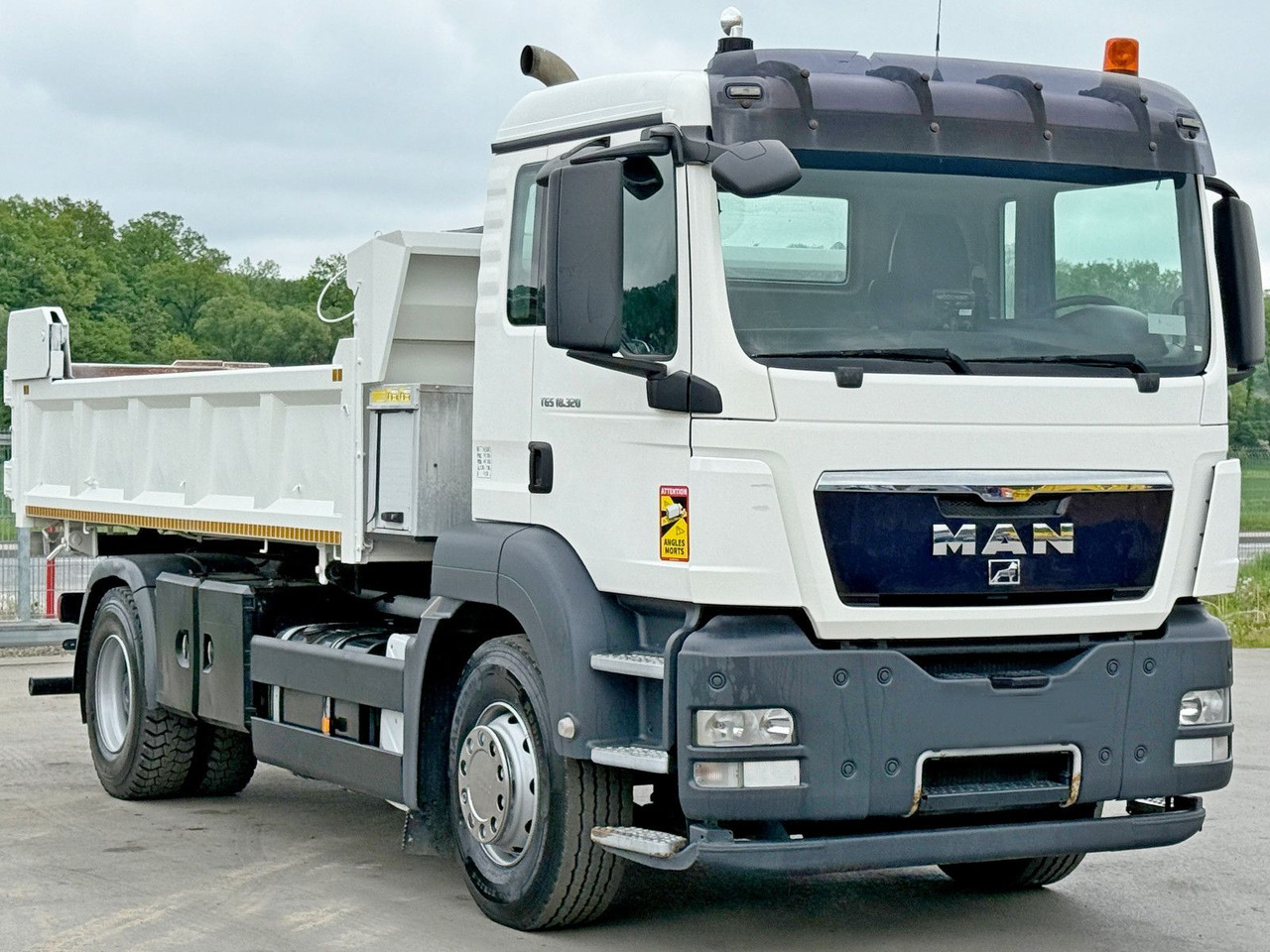 MAN TGS 18.320 * KIPPER 4,95m + BORDMATIC*TOPZUSTAND - Tipper, Crane truck: picture 5 MAN TGS 18.320 * KIPPER 4,95m + BORDMATIC*TOPZUSTAND - Tipper, Crane truck: picture 5