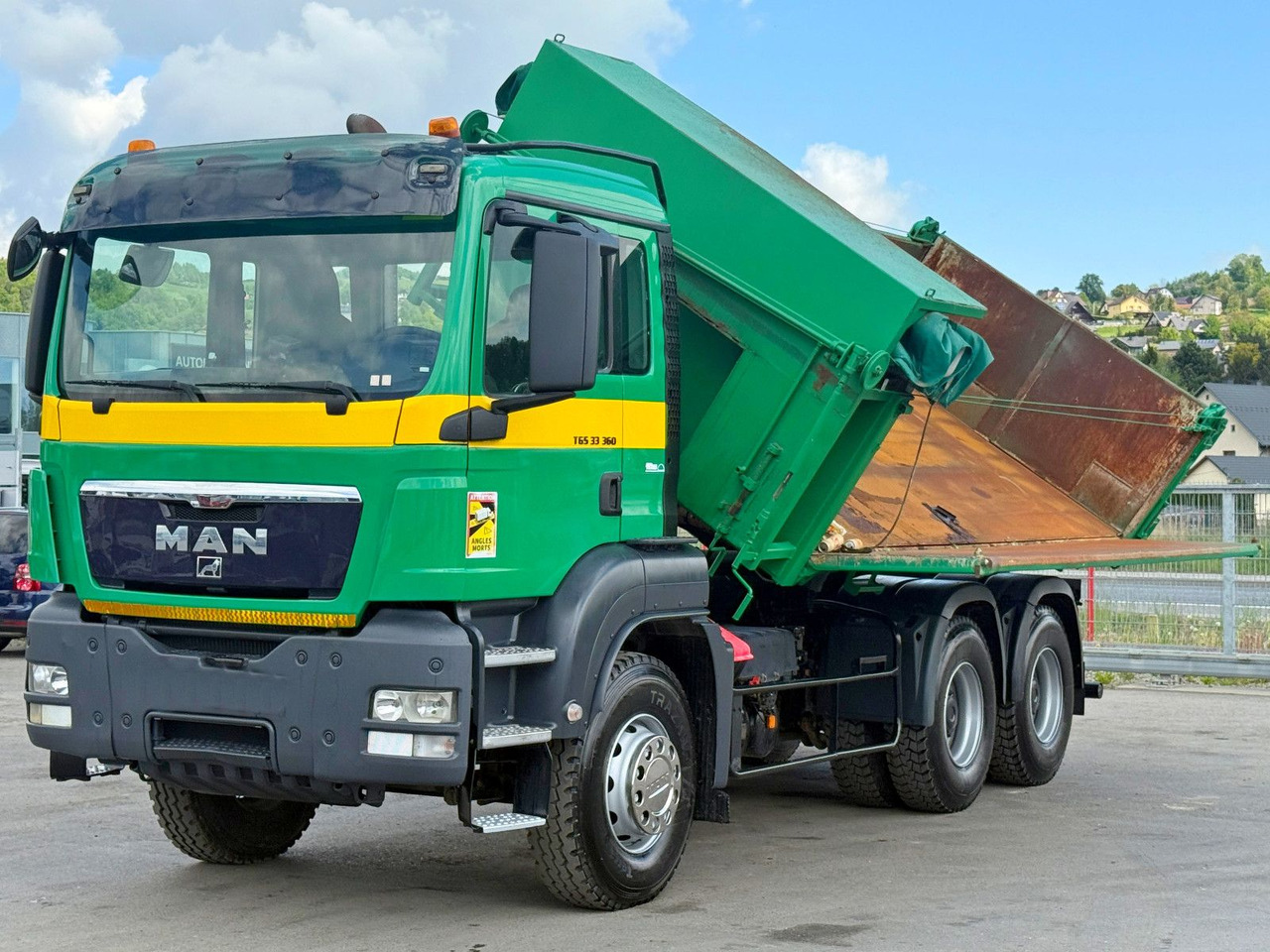 MAN TGS 33.360 * KIPPER 5,10 m / 6x4 * TOPZUSTAND - Tipper, Crane truck: picture 3 MAN TGS 33.360 * KIPPER 5,10 m / 6x4 * TOPZUSTAND - Tipper, Crane truck: picture 3