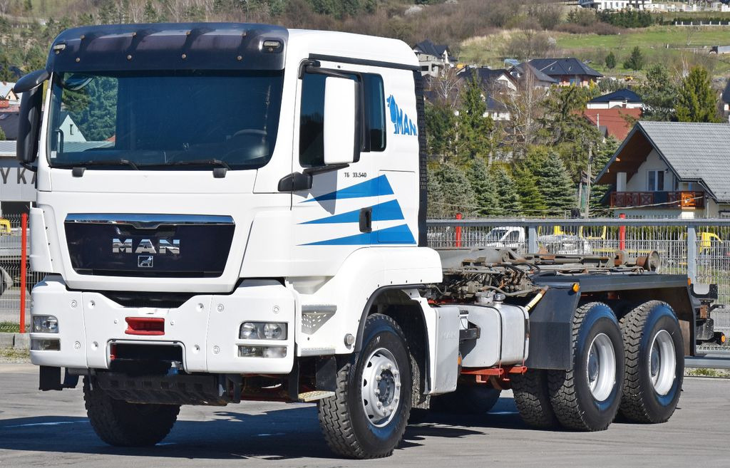 MAN TGS 33.540 Abrollkipper *6x4* Top Zustand! - Hook lift truck: picture 4 MAN TGS 33.540 Abrollkipper *6x4* Top Zustand! - Hook lift truck: picture 4