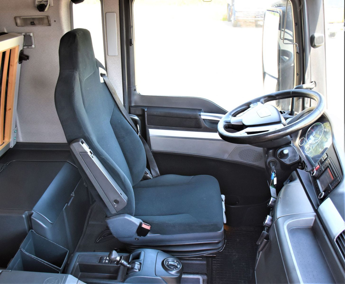 Crane truck MAN TGX 26.440 Pritsche 6,20 m+HIAB 122 HIDUO/FUNK: picture 12