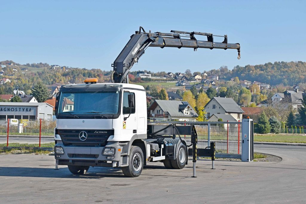 Mercedes-Benz ACTROS 1844 * Sattelzugmaschine *HIAB 330-5/FUNK Mercedes-Benz ACTROS 1844 * Sattelzugmaschine *HIAB 330-5/FUNK - Crane truck, Tractor unit: picture 2 Mercedes-Benz ACTROS 1844 * Sattelzugmaschine *HIAB 330-5/FUNK Mercedes-Benz ACTROS 1844 * Sattelzugmaschine *HIAB 330-5/FUNK - Crane truck, Tractor unit: picture 2