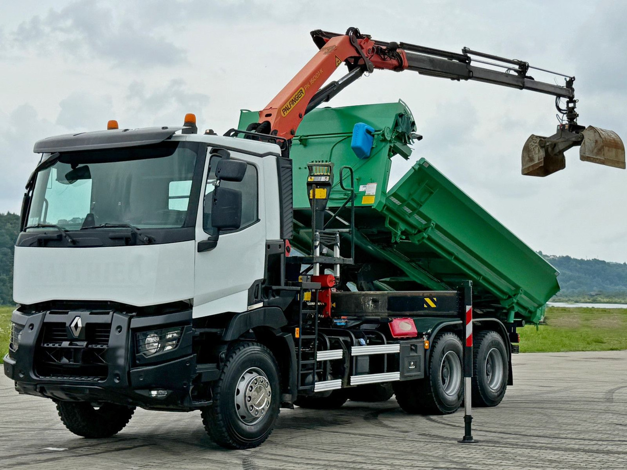 Renault C 430 *KIPPER 5,10 m + PK 16001 - K B* 6x4 - Crane truck: picture 3 Renault C 430 *KIPPER 5,10 m + PK 16001 - K B* 6x4 - Crane truck: picture 3