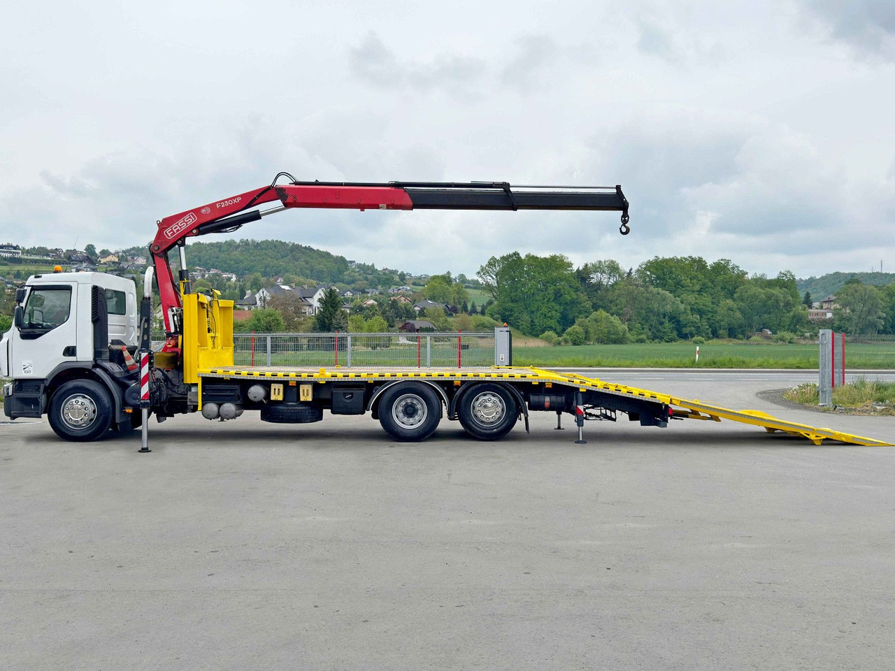 Renault PREMIUM 370 * FASSI F230AXP.22 + FUNK* TOP - Tow truck: picture 5 Renault PREMIUM 370 * FASSI F230AXP.22 + FUNK* TOP - Tow truck: picture 5