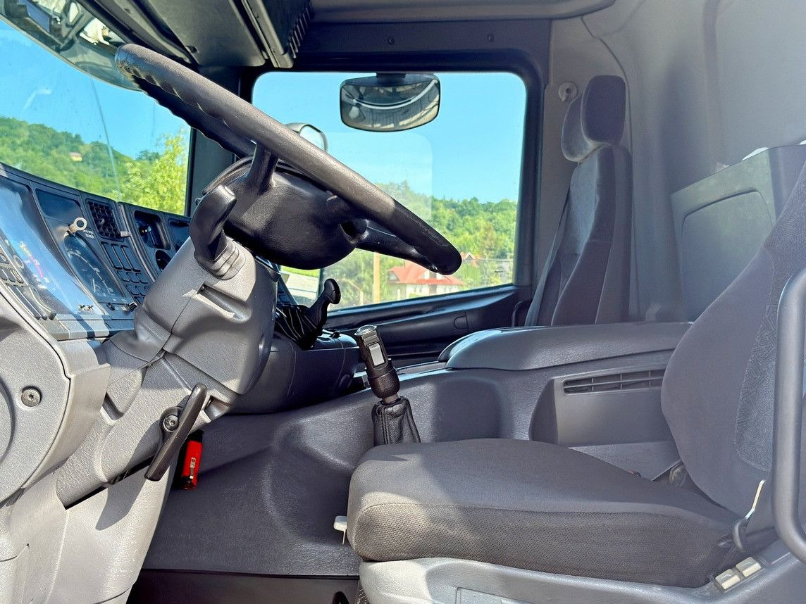 Leasing of  Scania 114 G 340 * PRITSCHE 7,00m * EFFER 210 3S + FUNK Scania 114 G 340 * PRITSCHE 7,00m * EFFER 210 3S + FUNK: picture 9 Leasing of  Scania 114 G 340 * PRITSCHE 7,00m * EFFER 210 3S + FUNK Scania 114 G 340 * PRITSCHE 7,00m * EFFER 210 3S + FUNK: picture 9